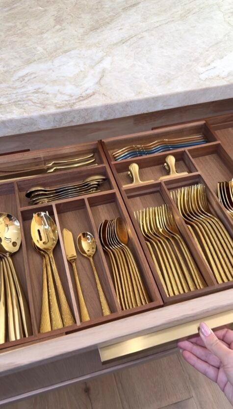 kitchen cabinet organization